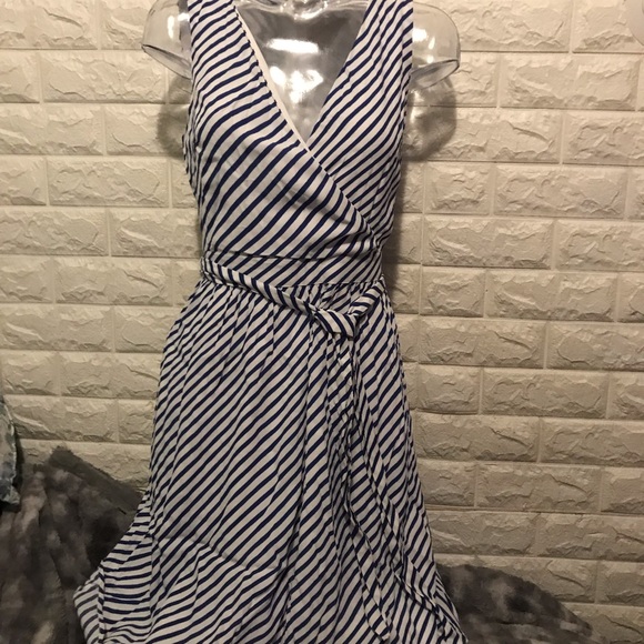 LOFT DRESS SIZE 6 - Picture 7 of 8